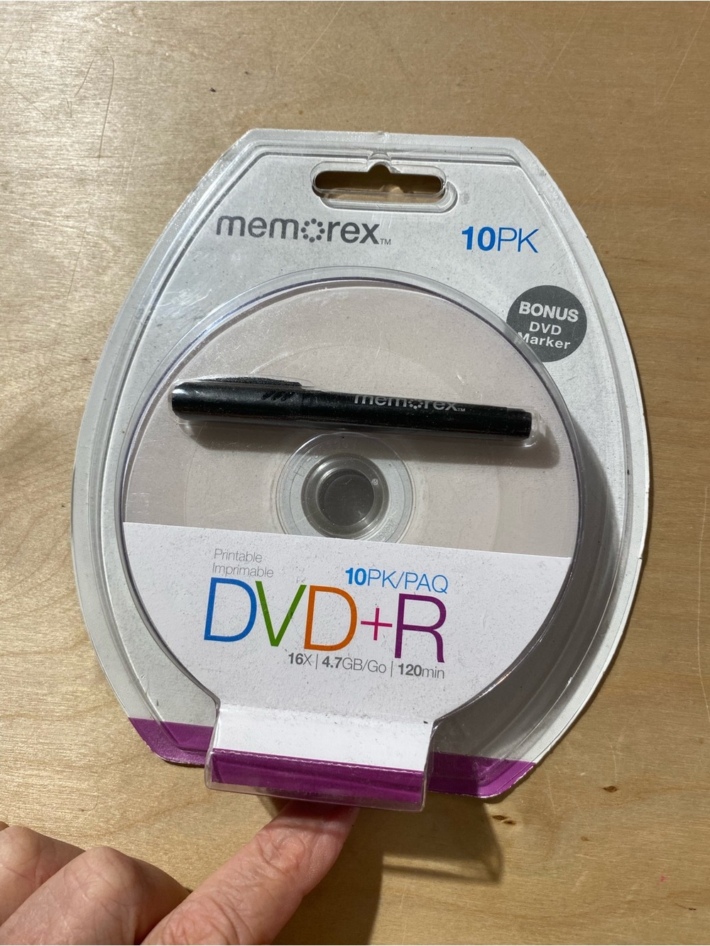 Memorex Printable DVD+R 10-Pack with Bonus Black DVD Marker (SZ) - Picture 4 of 9